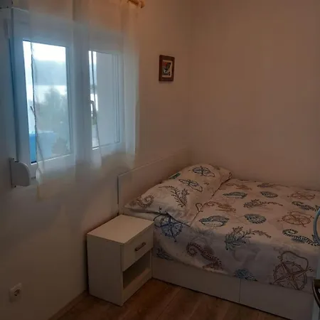Apartment Igo Kuciste