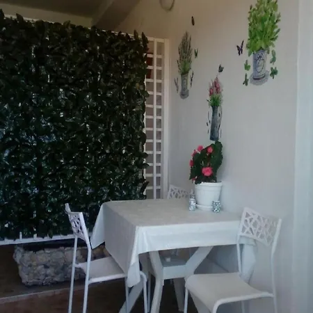 Igo Apartment *